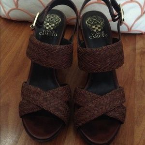 Vince Camuto VC-Claire Heels